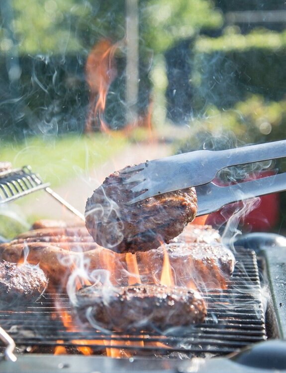 barbecue materialen.jpg