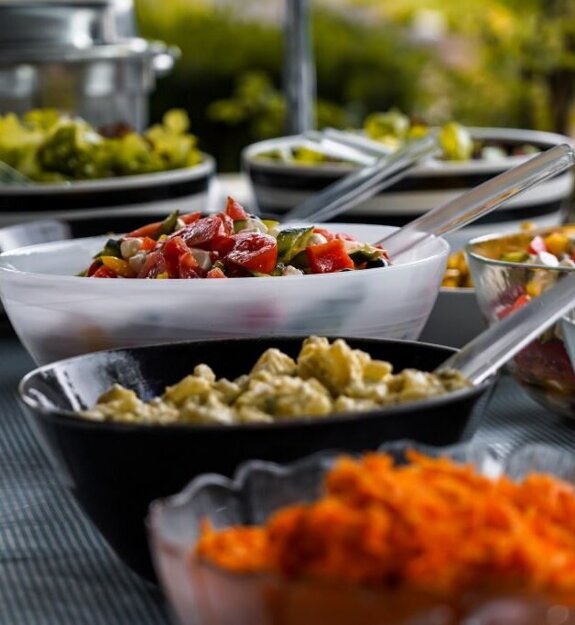 saladbuffet.jpg