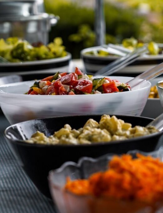 saladbuffet.jpg