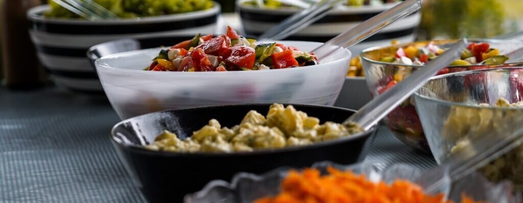 saladbuffet.jpg